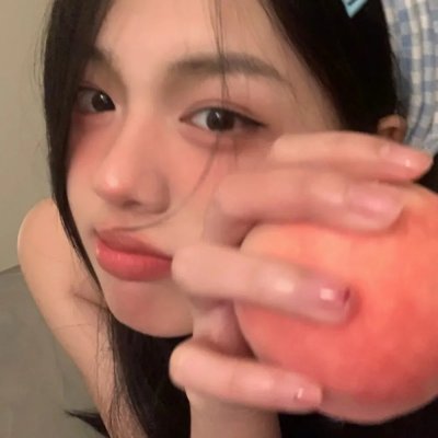 夜深沉,爱难吟